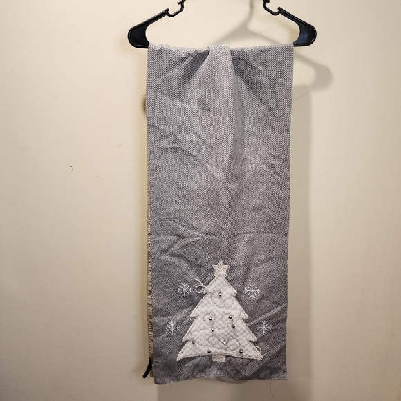 Max Studio gray Christmas Runner table cloth runner - Picture 1 of 11